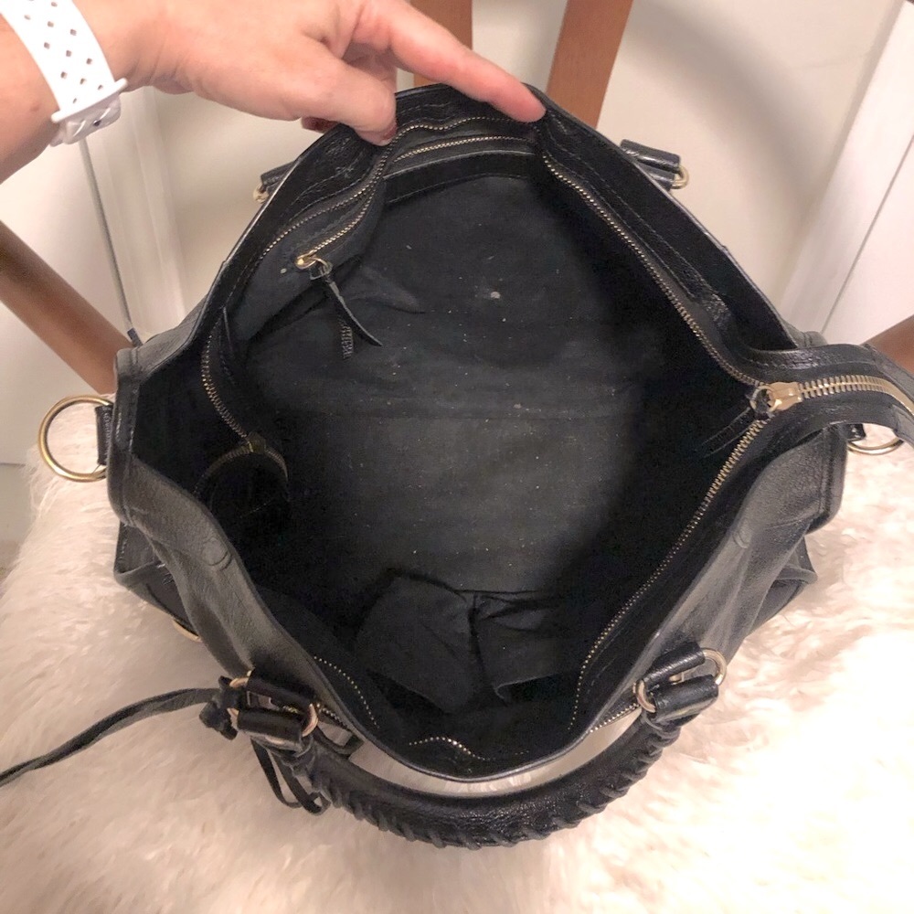 💥 BALENCIAGA City Metallic Edge Black Leather w/ Gold Hardware - Picture 15 of 16